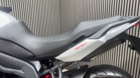 Triumph Tiger SPORT 2017 ONLY 14K TINTED SCREEN MOT MAY 2027 13