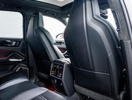 Porsche Cayenne 4.0T V8 GPF Turbo SUV 5dr Petrol TiptronicS 4WD Euro 6 (s/s) (550 ps) 17