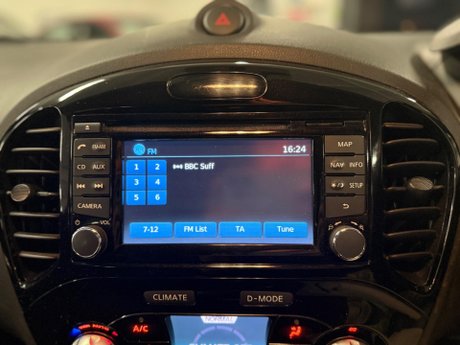 Nissan Juke 1.6 Acenta Premium Euro 5 (s/s) 5dr 28