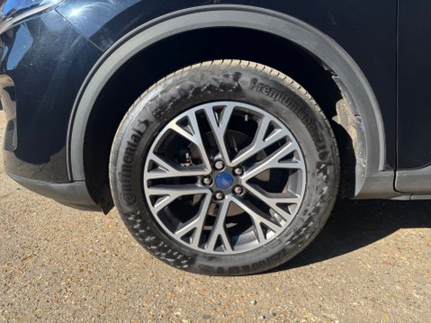 Ford Kuga TITANIUM EDITION ECOBLUE 27