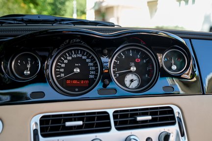 BMW Z8 Roadster 1,100km 19