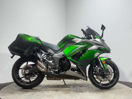 Kawasaki Z1000 SX 2019 23K SPORTS TOURER LUGGAGE SPORTS EXHAUST NEW MOT 1000CC