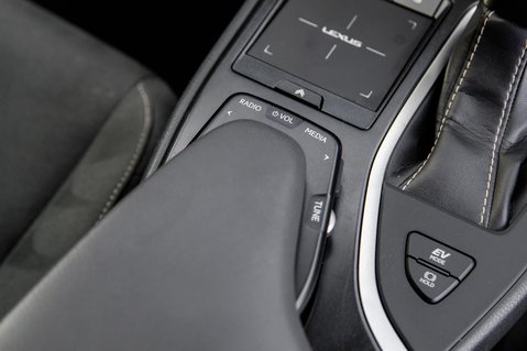 Lexus Ux 250H 31