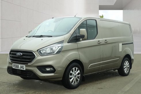 Ford Transit Custom SWB L1H1 Low Roof Limited 280 Air Con Alloys Sensors EURO 6 NO VAT