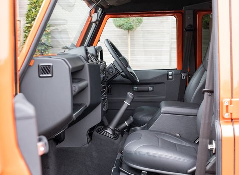 Land Rover Defender 110 Adventure Edition 16