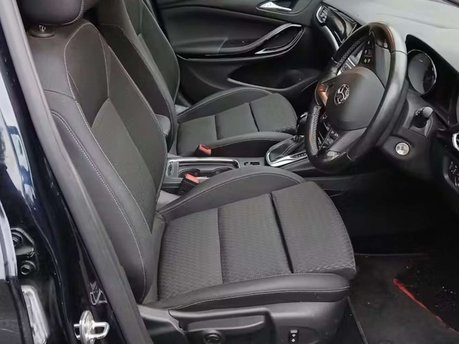 Vauxhall Astra 1.4i Turbo Griffin Hatchback 5dr Petrol Auto Euro 6 (s/s) (150 ps) 23
