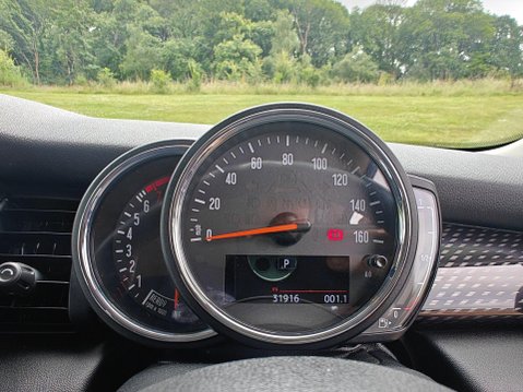 Mini Hatch 2.0 Cooper S Steptronic Euro 6 (s/s) 3dr 61