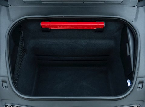 Porsche 911 (992) GT3 Touring 38