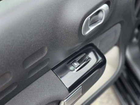 Citroen C3 1.2 PureTech GPF Flair Hatchback 5dr Petrol EAT6 Euro 6 (s/s) (110 ps) 23