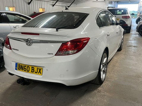 Vauxhall Insignia 2.0 CDTi SRi Euro 5 5dr 17