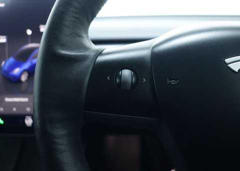 Tesla Model Y (Dual Motor) Long Range SUV 5dr Electric Auto 4WDE (384 bhp) 31