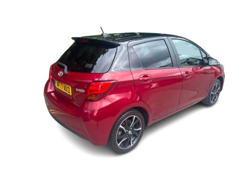 Toyota Yaris 1.3 Yaris Design VVT-i 5dr 15