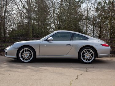 Porsche 911 CARRERA 2 4