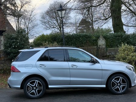 Mercedes-Benz GLE GLE 250 D 4MATIC AMG LINE 8