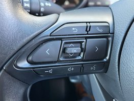 Toyota Yaris 1.5 Yaris Design HEV CVT 5dr 57