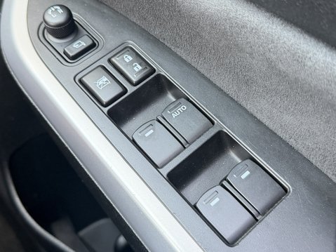 Suzuki Vitara 1.6 SZ-T 5dr Auto 36
