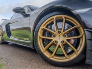 Porsche 718 Cayman GT4 23