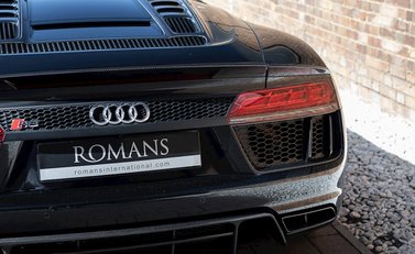 Audi R8 V10 Plus Spyder 22