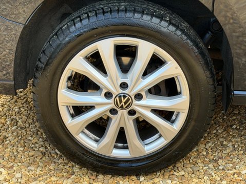 Volkswagen Caddy Maxi 1.5 TSI C20 Commerce Pro DSG LWB Euro 6 (s/s) 6dr 26