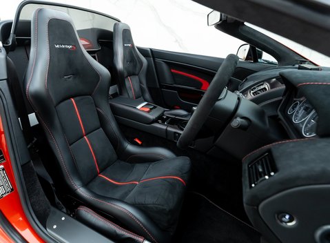 Aston Martin V12 Vantage S Roadster 14
