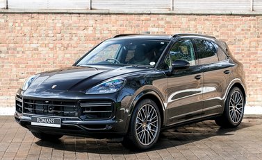 Porsche Cayenne Turbo (New Model) 4
