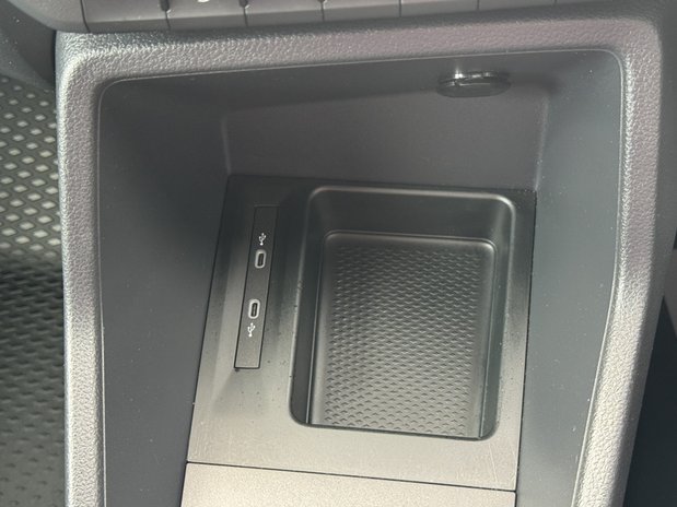 Ford Transit Connect SWB L1H1 [SOLD CR] Low Roof Trend 220 Air Con Nav Sensors EURO 6 43