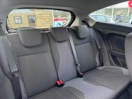 Ford Fiesta ZETEC S 13