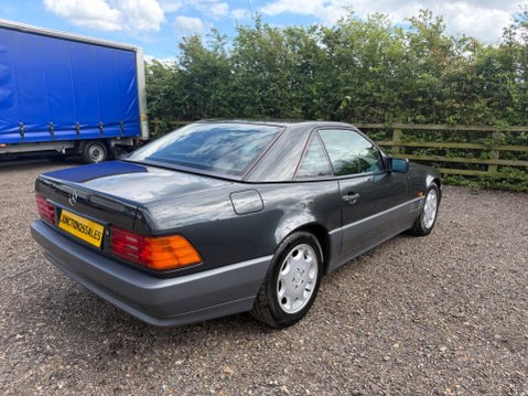 Mercedes-Benz 300 3.0 SL Convertible 2dr Petrol Automatic (231 bhp) 7