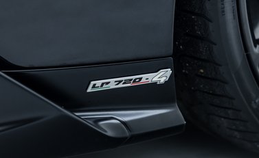 Lamborghini Aventador LP 720-4 50th Anniversary Roadster 39