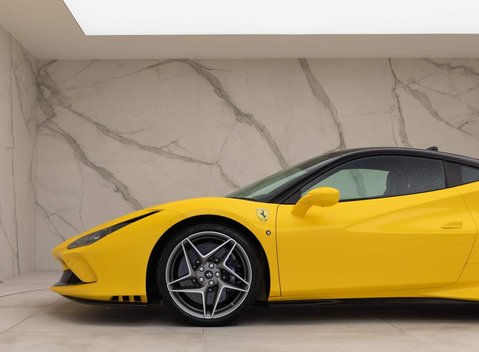 Ferrari F8 Tributo 30