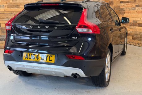 Volvo V40 1.6 T4 Lux Hatchback 5dr Petrol Powershift Euro 5 (s/s) (180 ps) 11