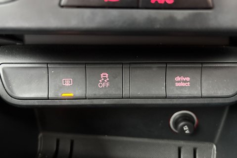 Audi A1 TFSI SPORT..16” ALLOYS.. BLUETOOTH.. SERVICES.. REAR P/SENSORS..STUNNING 23