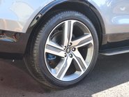 Land Rover Discovery BRAND NEW COMMERCIAL DYNAMIC HSE WITH A GENUINE REAR SEAT CONVERSION 10