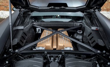 Lamborghini Huracan LP640-4 Performante 25