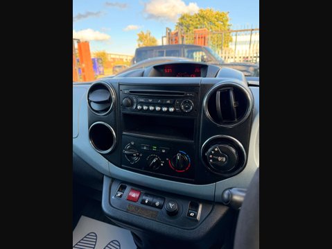 Citroen Berlingo Multispace 1.6 Berlingo Multispace Air XTR e-HDi Semi-Auto 5dr 28