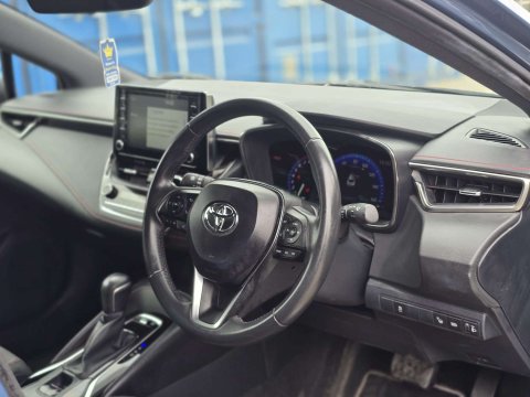 2019 Toyota Corolla thumbnail 18