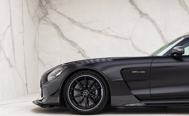 Mercedes-Benz Amg GT GT Black Series 32