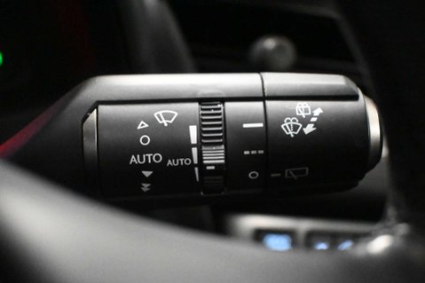 Lexus Ux 2.0 UX 250h Takumi 4x2 CVT 5dr 34