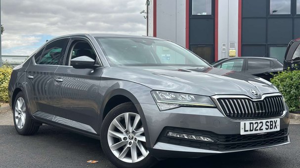Skoda Superb 1.5 TSI ACT SE Technology Hatchback 5dr Petrol DSG Euro 6 (s/s) (150 ps) Service History