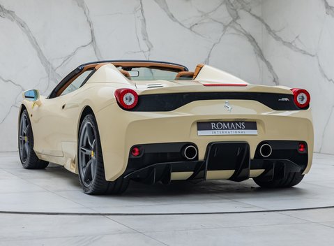 Ferrari 458 Speciale Aperta 13