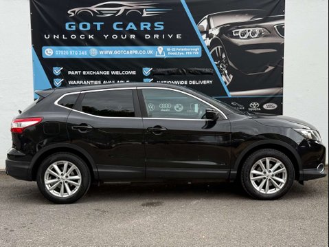 Nissan Qashqai 1.5 dCi Acenta Premium SUV 5dr Diesel Manual 2WD Euro 5 (s/s) (110 ps) 5