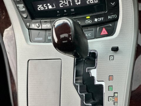 Toyota Alphard 8 SEATER+TWIN SUNROOF+RARE 14