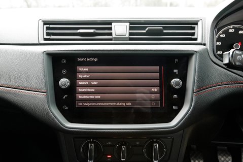 SEAT Ibiza TSI FR 28