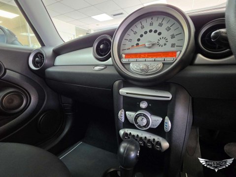 Mini Hatch 1.6 Cooper Steptronic Euro 4 3dr 33