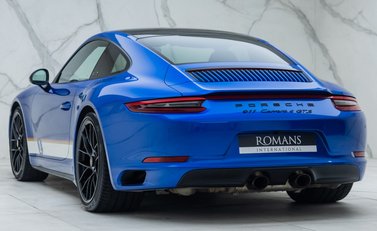 Porsche 911 Carrera 4 GTS (991.2) British Legends Edition 10