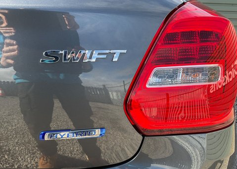Suzuki Swift SZ-L DUALJET MHEV 20