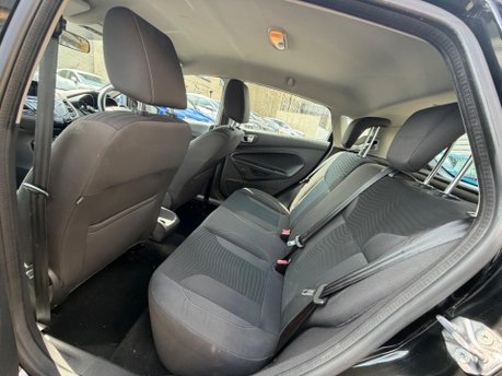 Ford Fiesta ZETEC 12