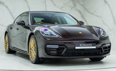 Porsche Panamera 4S E-Hybrid 8