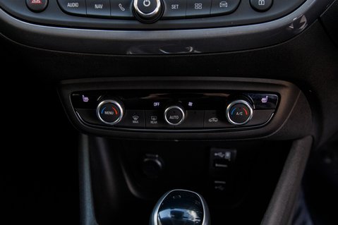 Vauxhall Crossland ULTIMATE 33