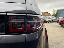 Land Rover Discovery Sport 1.5 P300e 12.2kWh R-Dynamic HSE SUV 5dr Petrol Plug-in Hybrid Auto 4WD Euro 19
